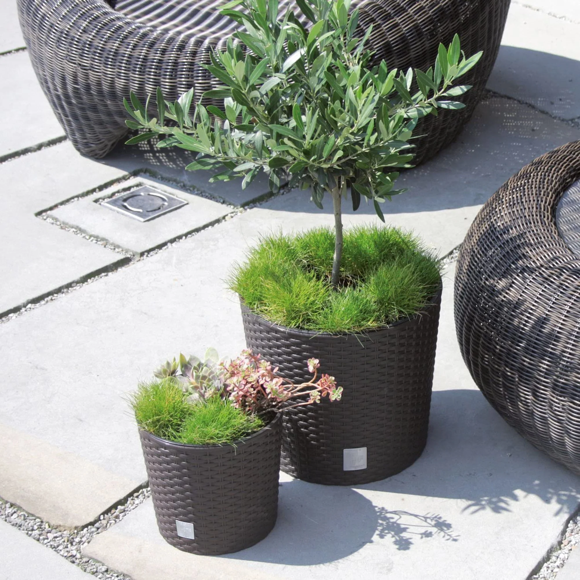Round Moted 37,65 Litros Rato Com Cubilete A Plantador Em Cor Branca 40 X 40 X 37,5 Cm - Image 4